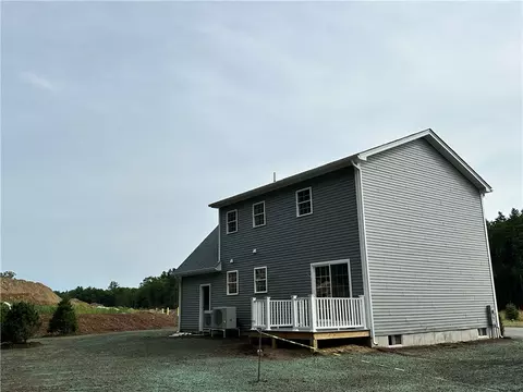 18 Pine Way Blvd, Coventry, RI 02816 photo 4