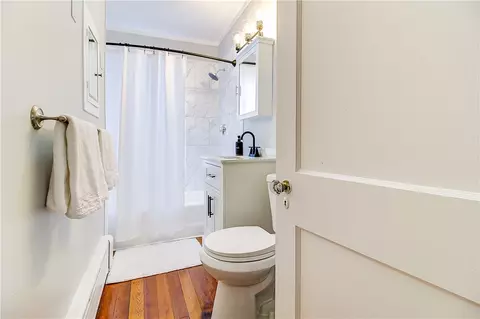 Bath - 14 Delaware Ave, Warwick, RI 02888 photo 2 of 2