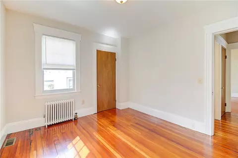 Bedroom - 14 Delaware Ave, Warwick, RI 02888 photo 2 of 7