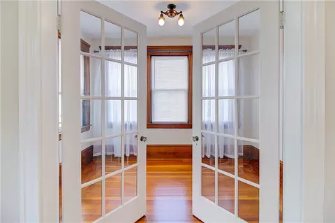 Entry Way - 14 Delaware Ave, Warwick, RI 02888 photo 1 of 2