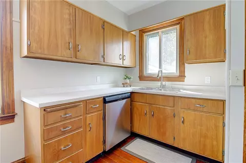 Kitchen - 14 Delaware Ave, Warwick, RI 02888 photo 3 of 4