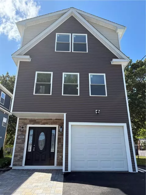 72 Job St, Providence, RI 02904