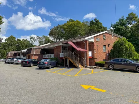 567 Smithfield Rd #47, North Providence, RI 02904