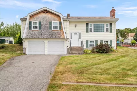 370 Bryant St, Cumberland, RI 02864