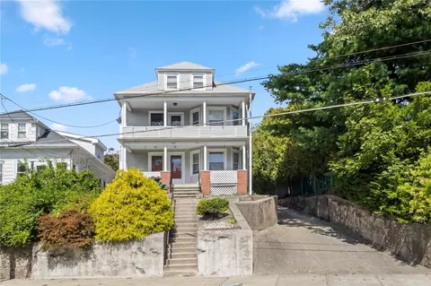 841 Smith St, Providence, RI 02908
