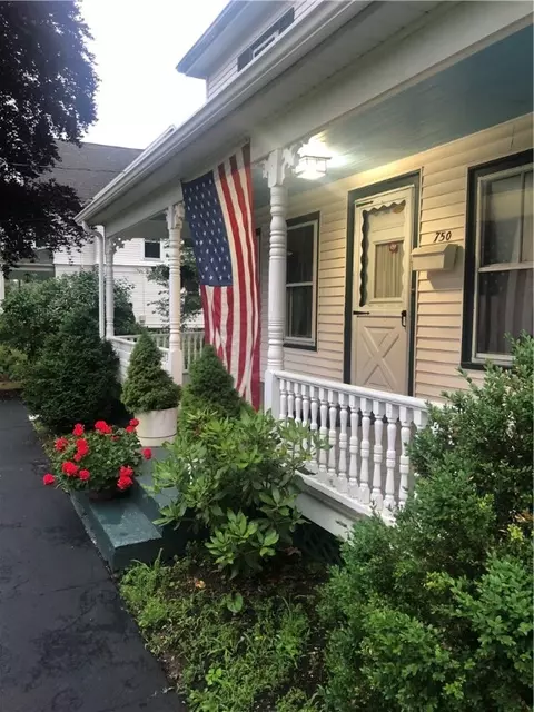 750 Ten Rod Rd, North Kingstown, RI 02852