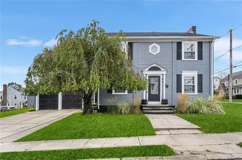 128 Elsie St, Cranston, RI 02910