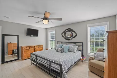 Bedroom - 214 Danielle Dr, Woonsocket, RI 02895 photo 2 of 6