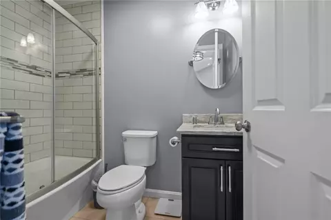Bath - 214 Danielle Dr, Woonsocket, RI 02895 photo 4 of 5