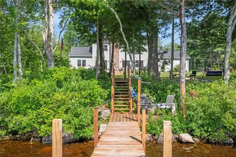 Exterior - 420 E Wallum Lake Rd, Pascoag, RI 02859 photo 4 of 9
