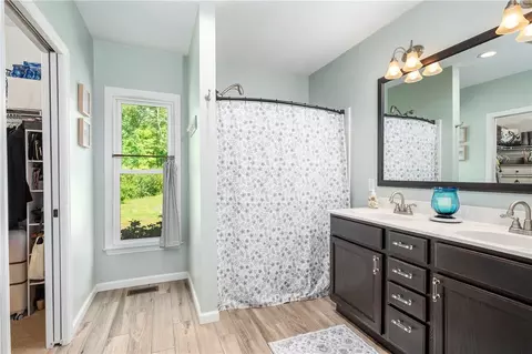 Bath - 420 E Wallum Lake Rd, Pascoag, RI 02859 photo 1 of 2