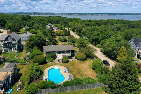 41 Grey Gull Rd, Jamestown, RI 02835