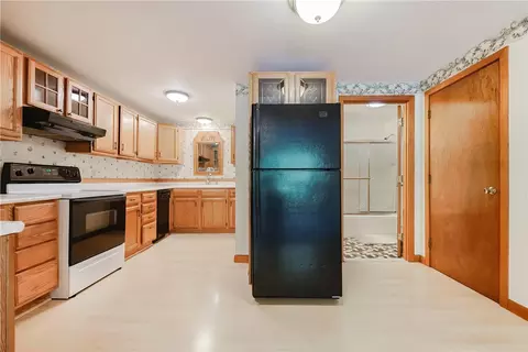 Kitchen - 85 Indian Trl, Glocester, RI 02814 photo 7 of 7