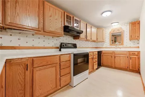 Kitchen - 85 Indian Trl, Glocester, RI 02814 photo 5 of 7