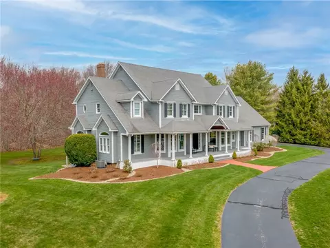 2 Corr Way, East Greenwich, RI 02818