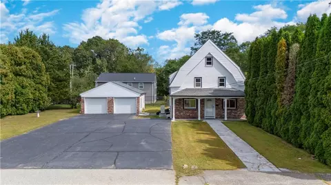 103 Springfield Ave, Johnston, RI 02919