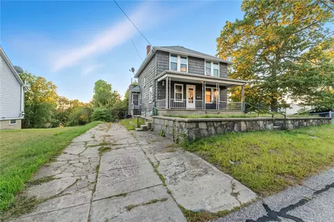 Exterior - 25 Jillson Ave, Woonsocket, RI 02895 photo 3 of 5
