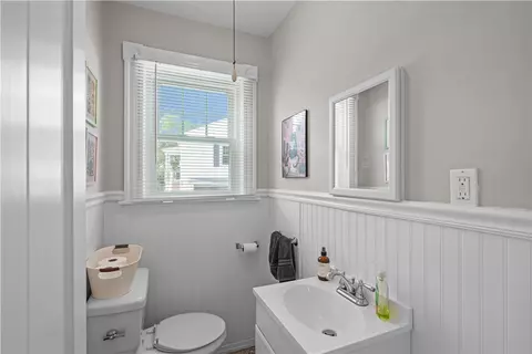 186 High St, Westerly, RI 02891 photo 26