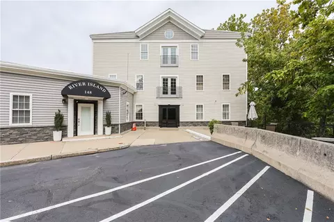 148 Bernon St #19, Woonsocket, RI 02895 photo 24