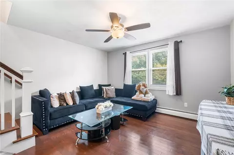 10 Burleigh St #9, Providence, RI 02904