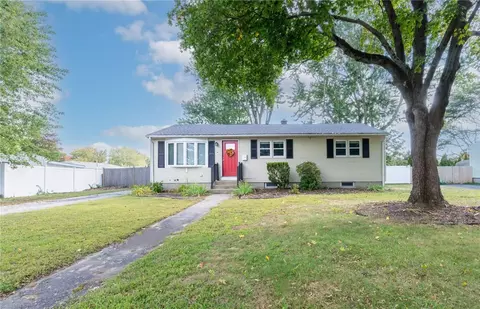 198 Asylum Rd, Warwick, RI 02886