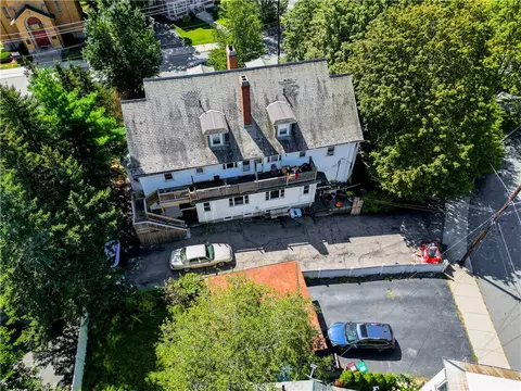 View/Area - 415 Blackstone St, Woonsocket, RI 02895 photo 3 of 4