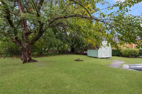 Exterior - 114 Pontiac St, Warwick, RI 02886 photo 3 of 5