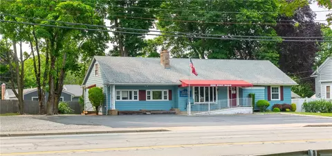 5393 Post Rd, East Greenwich, RI 02818