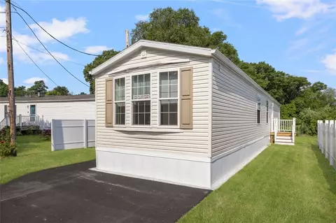 Exterior - 61 Diamond Hill Rd, Glocester, RI 02814 photo 1 of 5
