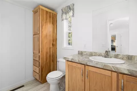 Bath - 61 Diamond Hill Rd, Glocester, RI 02814 photo 4 of 6