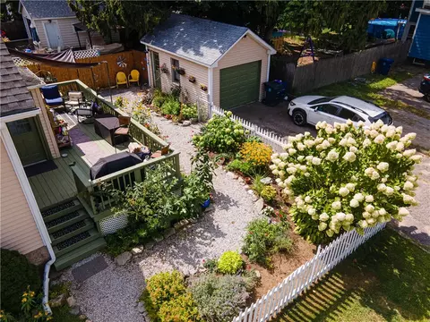 Exterior - 259 Holmes Rd, Warwick, RI 02888 photo 8 of 9