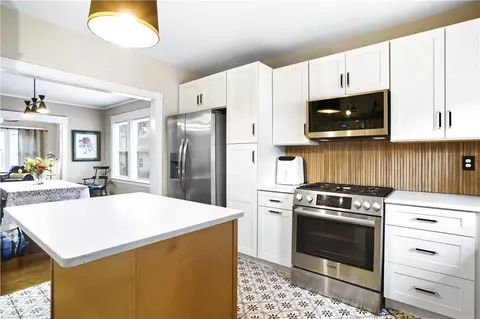 Kitchen - 259 Holmes Rd, Warwick, RI 02888 photo 5 of 5
