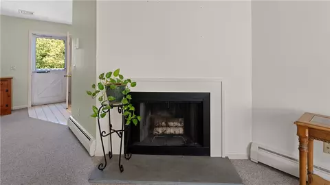 Living - 99 Post Rd #C3, Warwick, RI 02888 photo 3 of 5