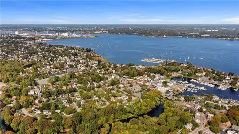 View/Area - 99 Post Rd #C3, Warwick, RI 02888 photo 2 of 5