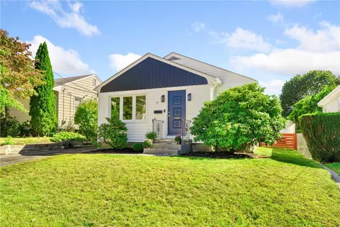 78 Kentland Ave, Providence, RI 02904