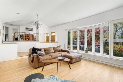 78 Timberline Rd, Warwick, RI 02886 photo 9