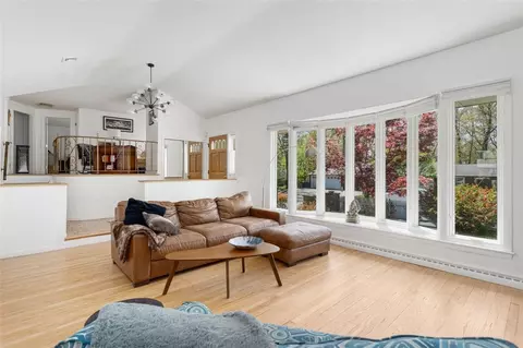 78 Timberline Rd, Warwick, RI 02886 photo 4