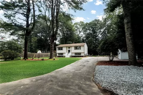 14 Partridge Dr, Exeter, RI 02822 photo 6