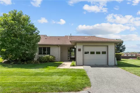 148 Windward Ln, Bristol, RI 02809