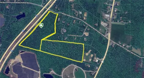 102 Robin Hollow Rd, West Greenwich, RI 02817