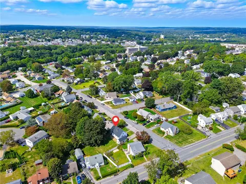 21 St George St, West Warwick, RI 02893 photo 35