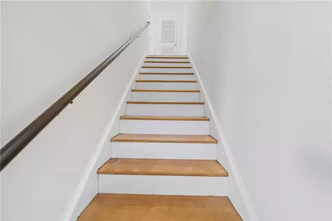 21 St George St, West Warwick, RI 02893 photo 25