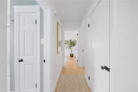 21 St George St, West Warwick, RI 02893 photo 17