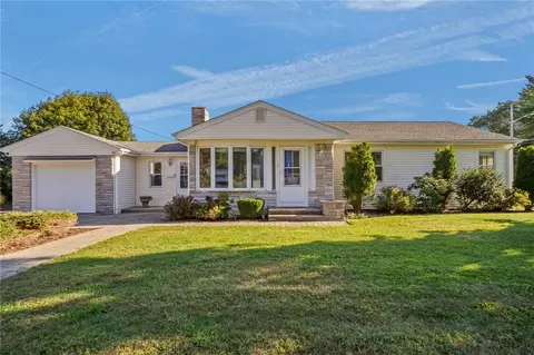 1 Benjamin Dr, North Providence, RI 02904