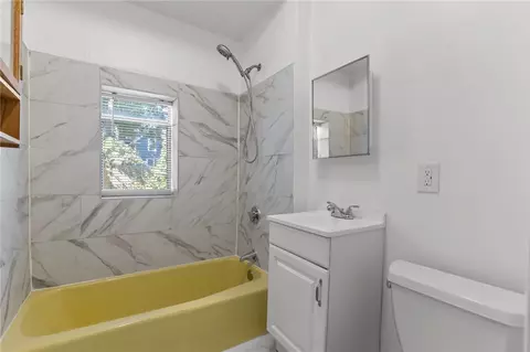 Bath - 25 Vine St, Woonsocket, RI 02895 photo 1 of 2