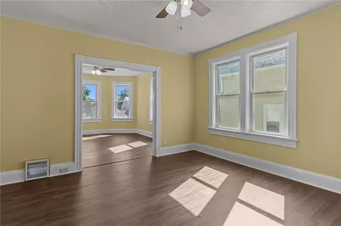 Living - 25 Vine St, Woonsocket, RI 02895 photo 15 of 17
