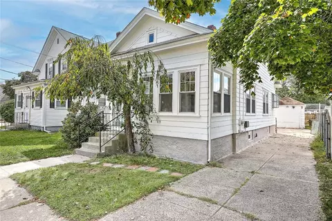 455 Armistice Blvd, Pawtucket, RI 02861