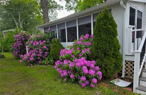 118 Dunns Corner Rd, Westerly, RI 02891