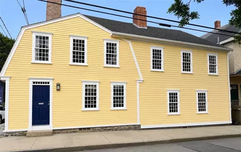 35 Second St, Newport, RI 02840