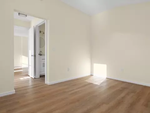 Bedroom - 117 Canal St, Westerly, RI 02891 photo 4 of 10